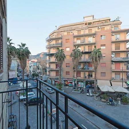 Ferienwohnung La Casuzza Del Borgo - Porto - Politeama Palermo Exterior foto