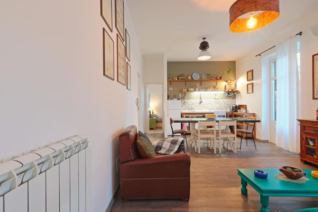 Ferienwohnung La Casuzza Del Borgo - Porto - Politeama Palermo Exterior foto