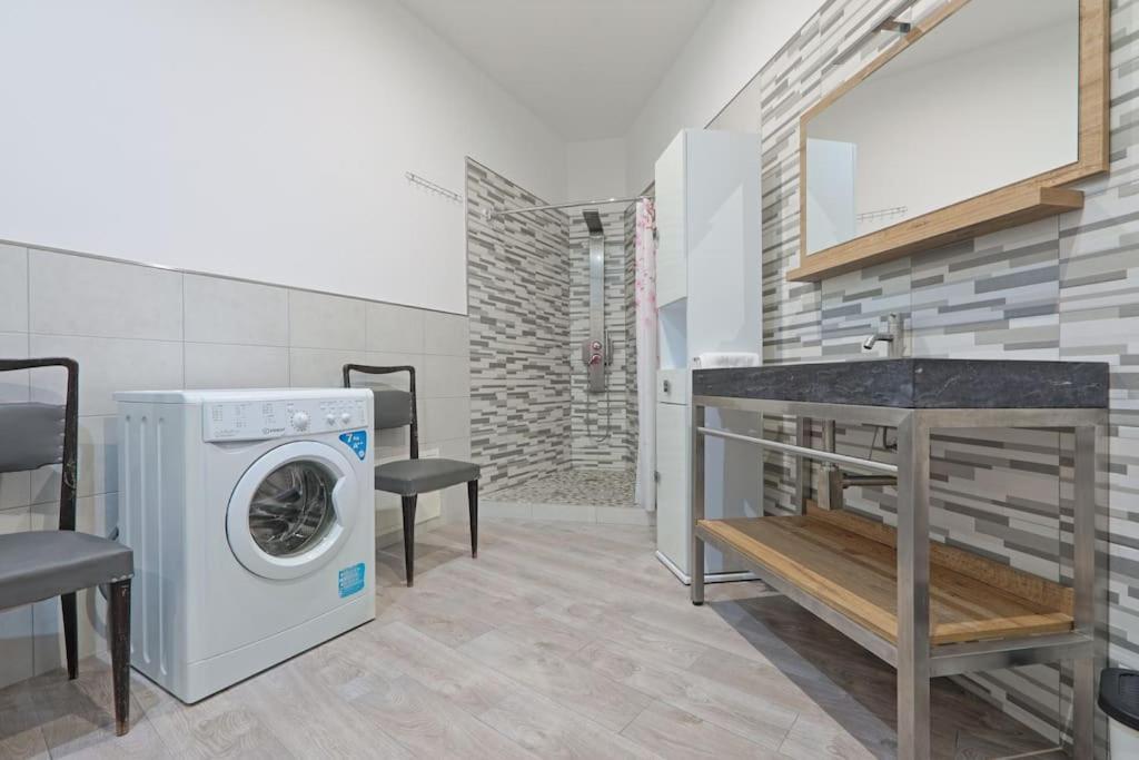 Ferienwohnung La Casuzza Del Borgo - Porto - Politeama Palermo Exterior foto